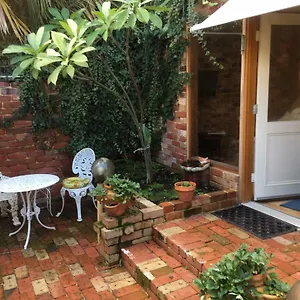  Apartment Gorgeous Studio 2 Minutes From The Heart Of Subiaco